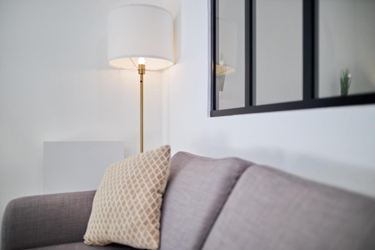 Le Colonel - Terrasse Parking Gratuit Apartment Reims Luaran gambar