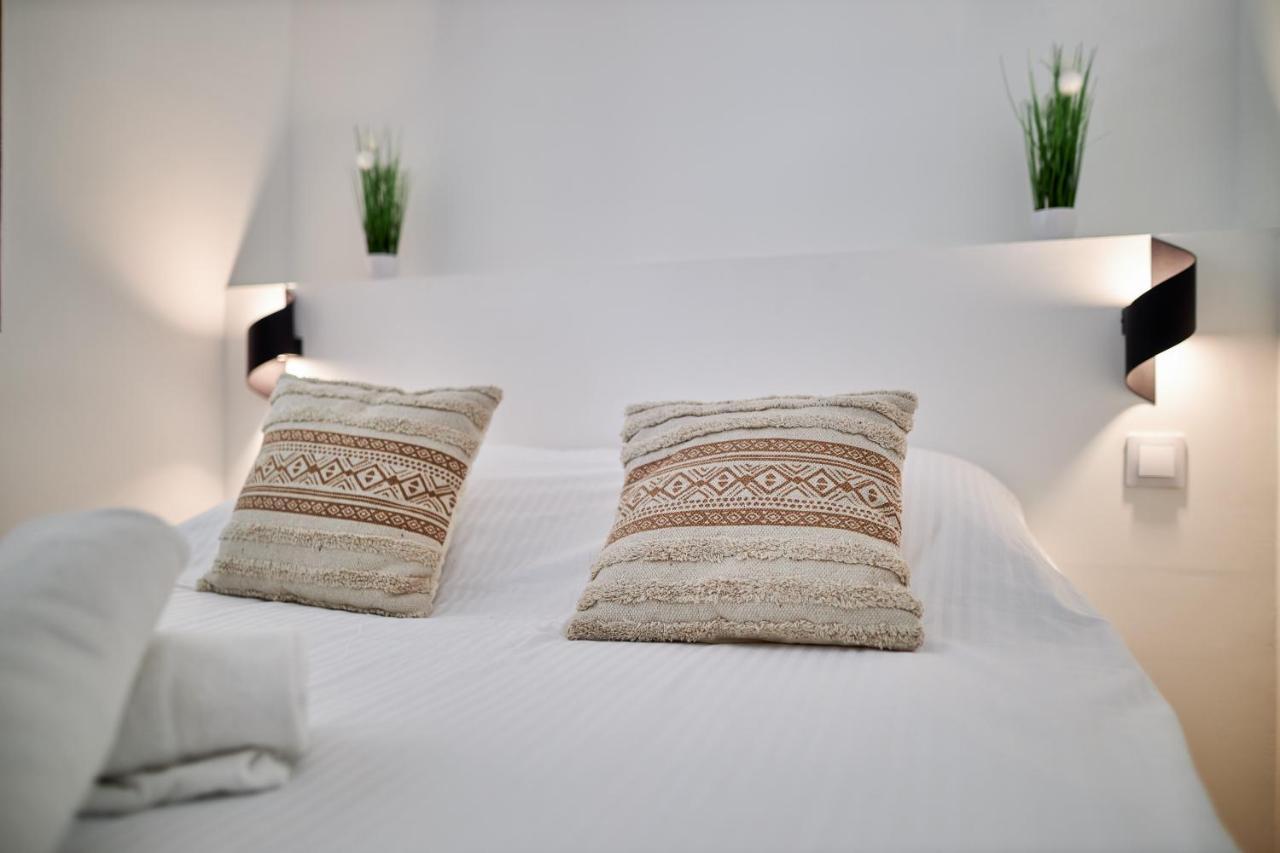 Le Colonel - Terrasse Parking Gratuit Apartment Reims Luaran gambar